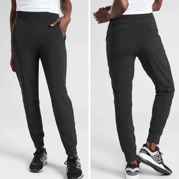 Athleta Pants - Athleta Black Soho Jogger Pants Petite 6